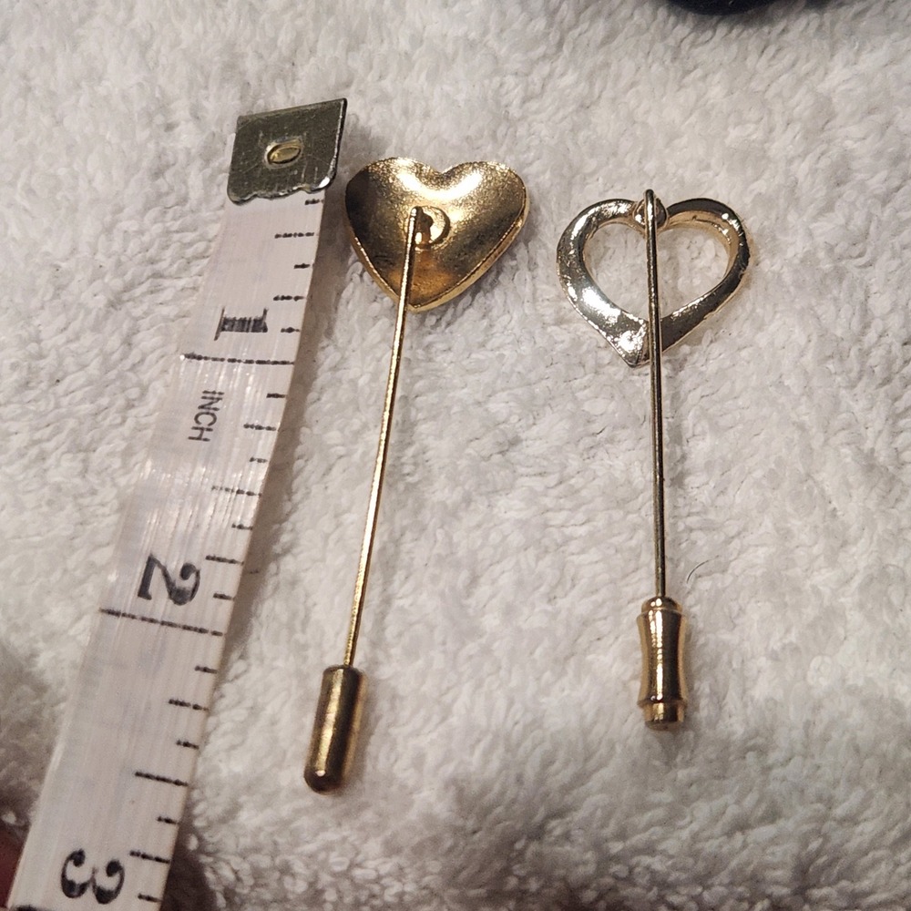 Vintage Heart Stick Pin Set Cloisonne Enamel Floral Gold Tone Lapel Pins 2pc - Picture 6 of 10